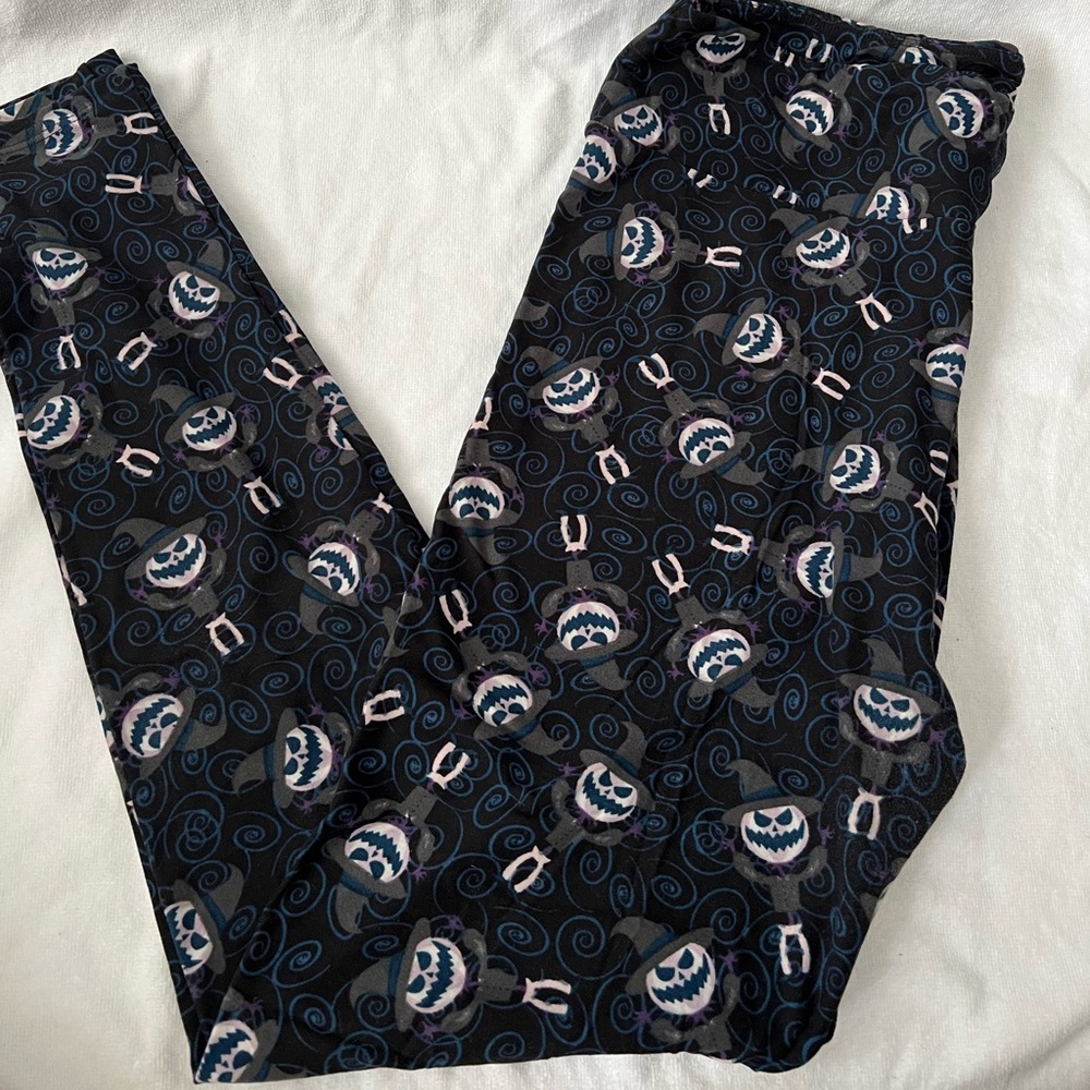 LuLaRoe leggings, jack o lantern scarecrow